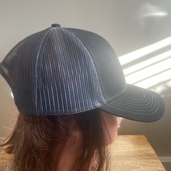 🖤CERTIFIED Black Mesh Snap back - Picture 5 of 8